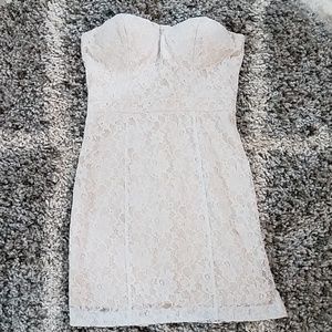 Bebe sz 4white and nude strapless dress